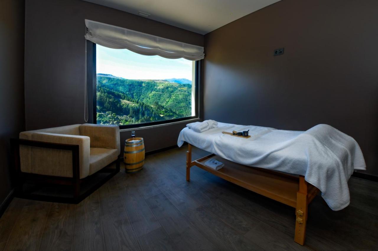 Mw Douro Wine & Spa Санта-Марта-ди-Пенагиан Экстерьер фото Spa treatment room