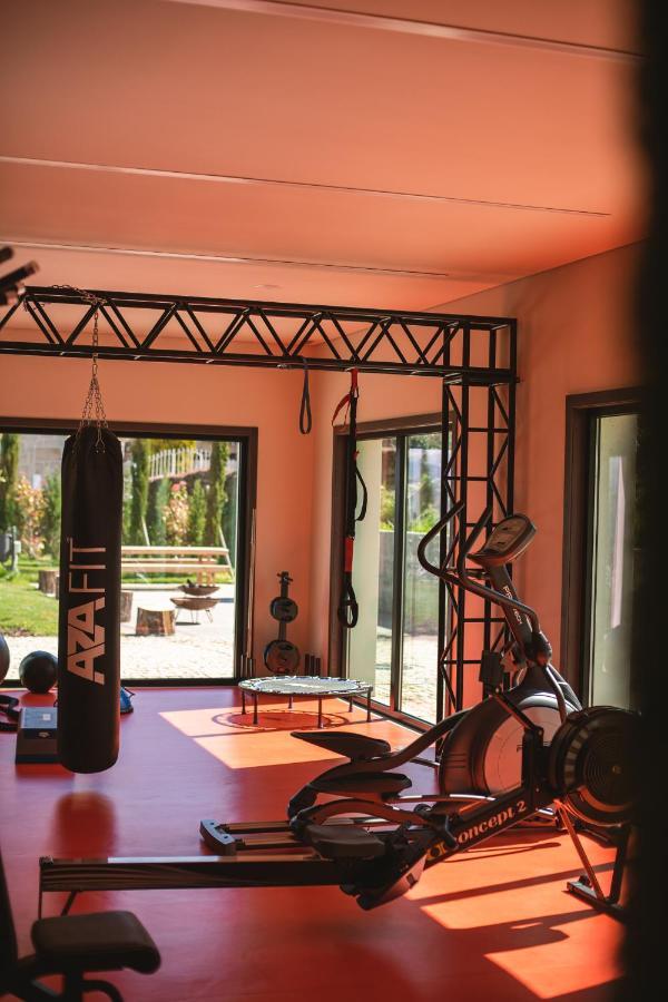 Mw Douro Wine & Spa Санта-Марта-ди-Пенагиан Экстерьер фото The gym at the hotel